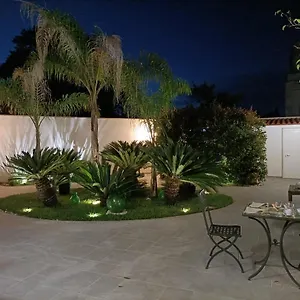 il-giardino-della-scuncerta.lecce-hotels.com/